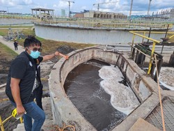 Pekerja Pabrik Kertas di OKI Tewas Terjatuh ke Bak Limbah