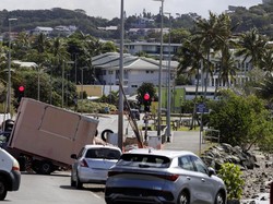 Bandara Kaledonia Baru Dibuka Lagi Besok Usai Kerusuhan Mematikan