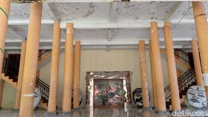 Potret Mirisnya Gedung Kesenian di Kota Cirebon