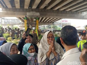 Warga Rawajati Bersyukur Dapat Ganti Rugi Normalisasi Ciliwung: Bisa Umrah