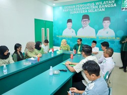 Asti Rosmala Berharap Digandeng Ratu Dewa di Pilwako Palembang