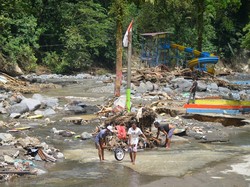 Pemkab Tanah Datar Perpanjang Masa Tanggap Darurat Banjir Bandang