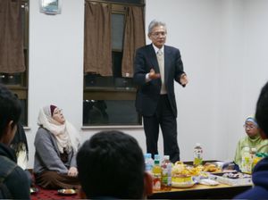 Saat Profesor Jepang Masuk Islam karena Satu Ayat Al-Quran Ini Saat Profesor Jepang Masuk Islam karena Satu Ayat Al-Quran Ini