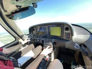 Cobain Terbang Pakai Pesawat Buatan Garmin