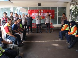 Jumat Curhat, Kapolres Tampung Aspirasi Karyawan Kargo Bandara Soetta
