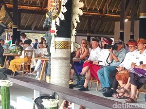 Momen Menteri Basuki Jadi Fotografer Saat World Water Forum di Bali Momen Menteri Basuki Jadi Fotografer Saat World Water Forum di Bali