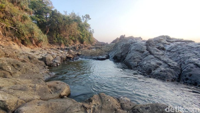 Pantai Wediombo Gunungkidul. Foto diunggah Sabtu (18/5/2024). Pantai Wediombo Gunungkidul. Foto diunggah Sabtu (18/5/2024).