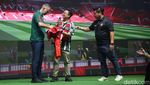 Legenda MU Ryan Giggs Sapa Penggemar di Jakarta