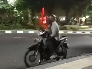 4 Fakta Pria Pamer Kelamin di Kawasan Bambu Runcing Surabaya Tertangkap 4 Fakta Pria Pamer Kelamin di Kawasan Bambu Runcing Surabaya Tertangkap
