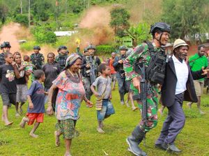 Homeyo Kondusif, Warga Kembali dari Pengungsian-Penerbangan Dibuka