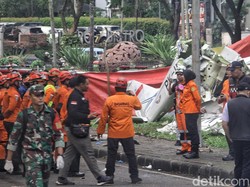 Evakuasi Selesai, Basarnas: Korban Pesawat Jatuh di BSD Terjepit