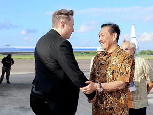 Luhut Akan Bertemu Elon Musk Bulan Depan di AS Luhut Akan Bertemu Elon Musk Bulan Depan di AS