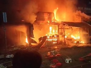 Kebakaran di Pasar Panorama Bengkulu, 1 Keluarga Sempat Terjebak Kebakaran di Pasar Panorama Bengkulu, 1 Keluarga Sempat Terjebak