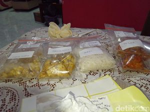 Puluhan Warga Brebes Keracunan, Dinkes Bawa Sampel Makanan ke Lab Puluhan Warga Brebes Keracunan, Dinkes Bawa Sampel Makanan ke Lab
