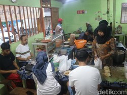 Menikmati Nasi Tewel Khas Pati yang Bikin Kenyang, Murahnya Nggak Kira-kira