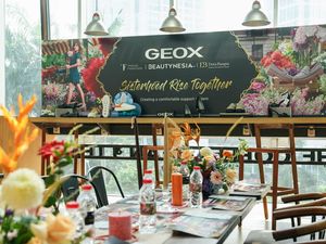 Geox Rilis Koleksi Sepatu Kolaborasi dengan Penelope Cruz dan Monica Cruz Geox Rilis Koleksi Sepatu Kolaborasi dengan Penelope Cruz dan Monica Cruz