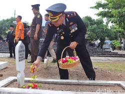 Harkitnas, Polisi di Trenggalek Ajak Komponen Bangsa Sambut Indonesia Emas