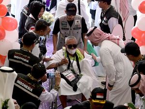 Lebih dari 90 Ribu Jemaah RI Tiba di Tanah Suci, 11 Meninggal Dunia Lebih dari 90 Ribu Jemaah RI Tiba di Tanah Suci, 11 Meninggal Dunia