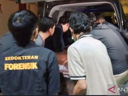 3 Jenazah Korban Pesawat Jatuh di BSD Dibawa Keluarga dari RS Polri