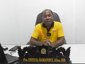 Kronologi Kepala Komnas HAM Papua Ditembak KKB Saat Cari Iptu Tomi di Bintuni Kronologi Kepala Komnas HAM Papua Ditembak KKB Saat Cari Iptu Tomi di Bintuni