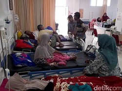 Kondisi Membaik, Korban Keracunan Massal di Brebes Berangsur Pulang