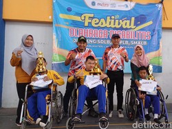 Keseruan Festival Olahraga Disabilitas di Lamongan