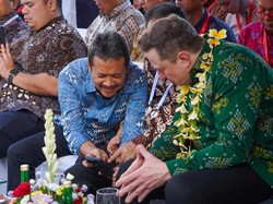 Bertemu Elon Musk, Trenggono Bahas Akaes Internet Murah bagi Nelayan