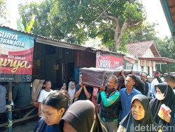 Kopilot Pesawat Jatuh di BSD Dimakamkan di Cirebon, Tangis Keluarga Pecah