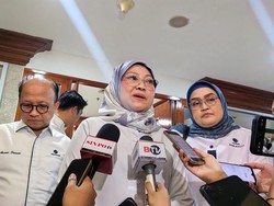 Menaker Buka Suara soal Banyak Pabrik di Jabar Tutup-PHK Massal