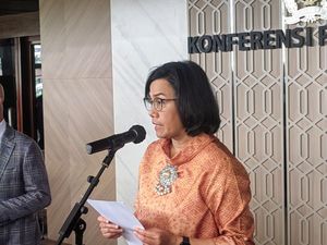 Sri Mulyani Siapkan Anggaran Perlinsos Rp 513 T buat Pemerintahan Prabowo-Gibran Sri Mulyani Siapkan Anggaran Perlinsos Rp 513 T buat Pemerintahan Prabowo-Gibran
