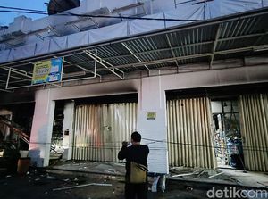 ATM Dibobol Lalu Minimarket Kebakaran, Pelaku Jebol Dinding dari Kontrakan