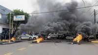 Polisi di Argentina Bakar Ban Saat Demo Tuntut Naik Gaji