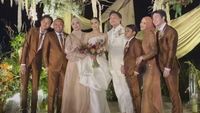8 Pesona Santyka Fauziah Pacar Sule Hadiri Resepsi ke-2 Mahalini di Bali