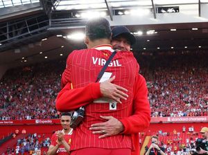 Tangis Van Dijk dan Trent Melepas Klopp Pergi