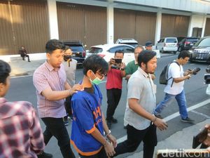 Jatim Sepekan: Cewek 10 Tahun Diteror Teman SMP-Laka Bus Study Tour di Jombang Jatim Sepekan: Cewek 10 Tahun Diteror Teman SMP-Laka Bus Study Tour di Jombang