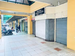 DPRD Ambon Panggil Pengelola Amplaz Imbas Sewa Kios Naik Jadi Rp 500 Juta DPRD Ambon Panggil Pengelola Amplaz Imbas Sewa Kios Naik Jadi Rp 500 Juta
