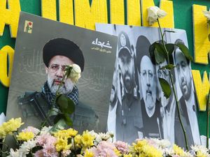 Teori Konspirasi Liar di Balik Jatuhnya Heli Presiden Iran Teori Konspirasi Liar di Balik Jatuhnya Heli Presiden Iran