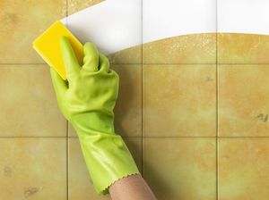 Cara Ampuh Bersihkan Lantai Kamar Mandi Biar Kinclong Cara Ampuh Bersihkan Lantai Kamar Mandi Biar Kinclong