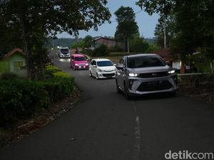 Berkendara di Jalur Sumatera, Ada Truk di Depan Lebih Baik Dahului atau Tidak? Berkendara di Jalur Sumatera, Ada Truk di Depan Lebih Baik Dahului atau Tidak?