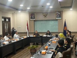 KPPU Kumpul Bareng Importir Bahas Bawang Putih Mahal, Ada Praktik Kartel?