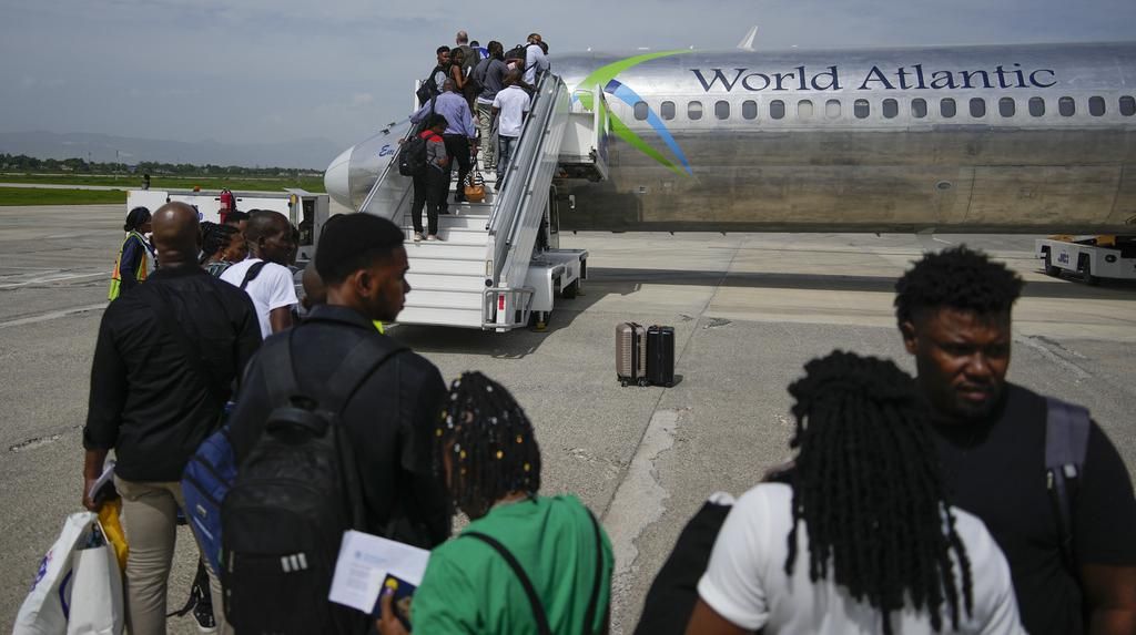 Sempat Diserang Geng Kriminal, Bandara Haiti Kini Dibuka Kembali Sempat Diserang Geng Kriminal, Bandara Haiti Kini Dibuka Kembali