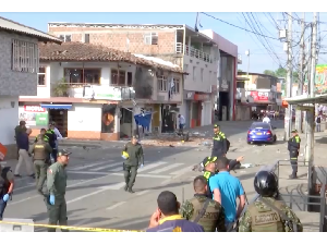 Serangan Bom Hantam Kantor Polisi di Kolombia, 2 Tewas Serangan Bom Hantam Kantor Polisi di Kolombia, 2 Tewas