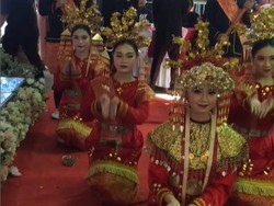 Tari Payung Asal Sumbar, Berkisah Tentang Suami yang Meninggalkan Istri