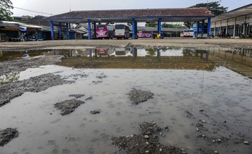 Terminal Mandala di Rangkasbitung Lebak Rusak Parah