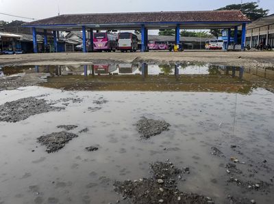 Terminal Mandala di Rangkasbitung Lebak Rusak Parah