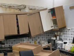 Viral Bikin Syok Momen Kitchen Set Rumah Tiba-tiba Ambrol bak Gempa Bumi