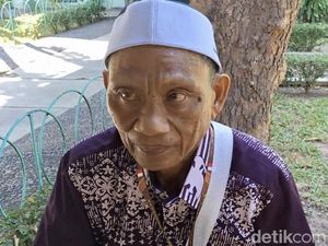 Cerita Abdul Hari Buruh Cangkul Pasuruan Bulatkan Tekad demi Naik Haji Cerita Abdul Hari Buruh Cangkul Pasuruan Bulatkan Tekad demi Naik Haji