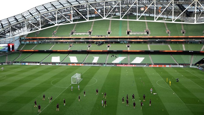 Soccer Football - Europa League - Bayer Leverkusen Training - Aviva Stadium, Dublin, Ireland - May 21, 2024 General view during training REUTERS/Andrew Boyers