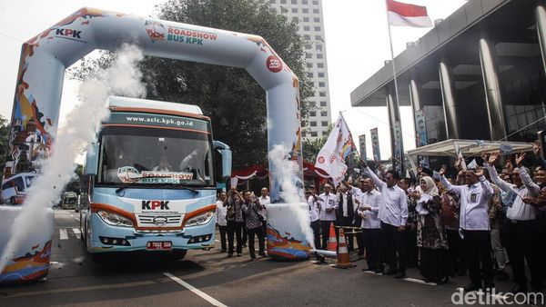 Bus Antikorupsi Mulai Roadshow Keliling Indonesia