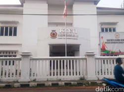 PLN Putus Aliran Listrik Gedung KONI Karawang, Ini Penyebabnya